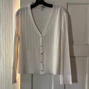 Vintage St John elegant White Button-Up Cardigan